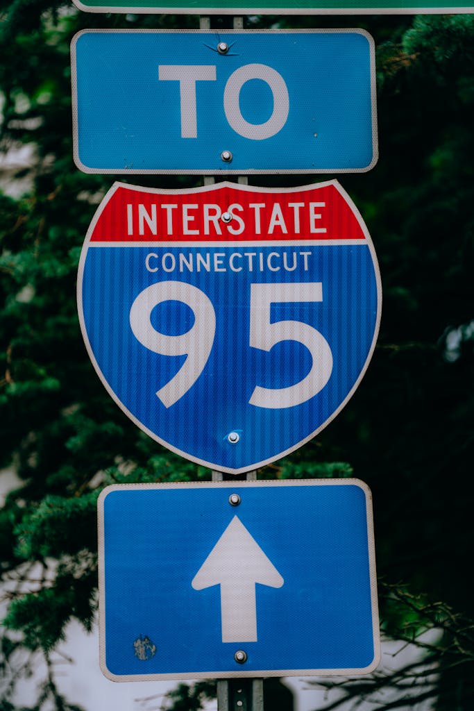 Interstate 95 Signpost in Connecticut